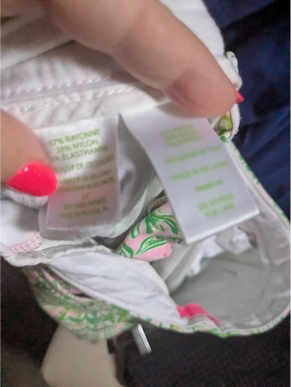 Lilly Pulitzer Short Knit Buttercup Pink & Green Pineapples- Size 10 - Picture 5 of 5